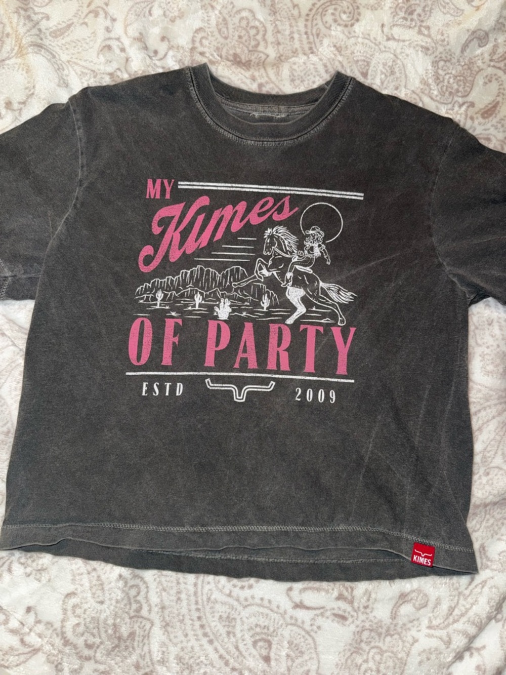 Kimes Ranch Cropped Tee